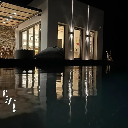 Dilion - Luxury In Antiparos Villa
