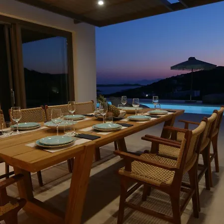 Dilion - Luxury In Antiparos Villa