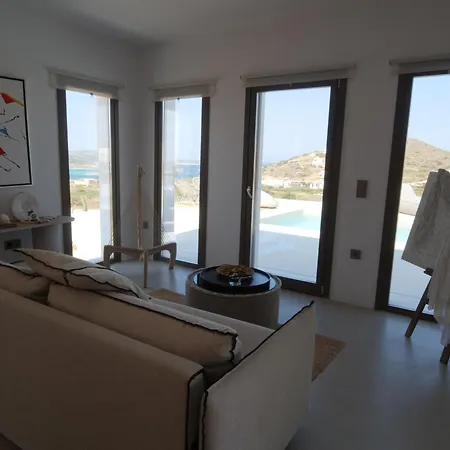 Dilion - Luxury In Antiparos